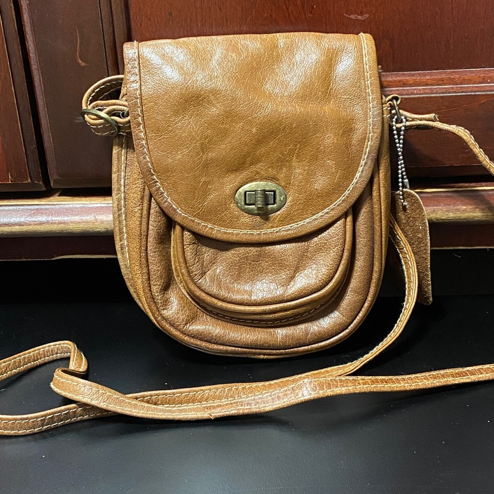 Piatto Vintage Brown Leather Crossbody Bag